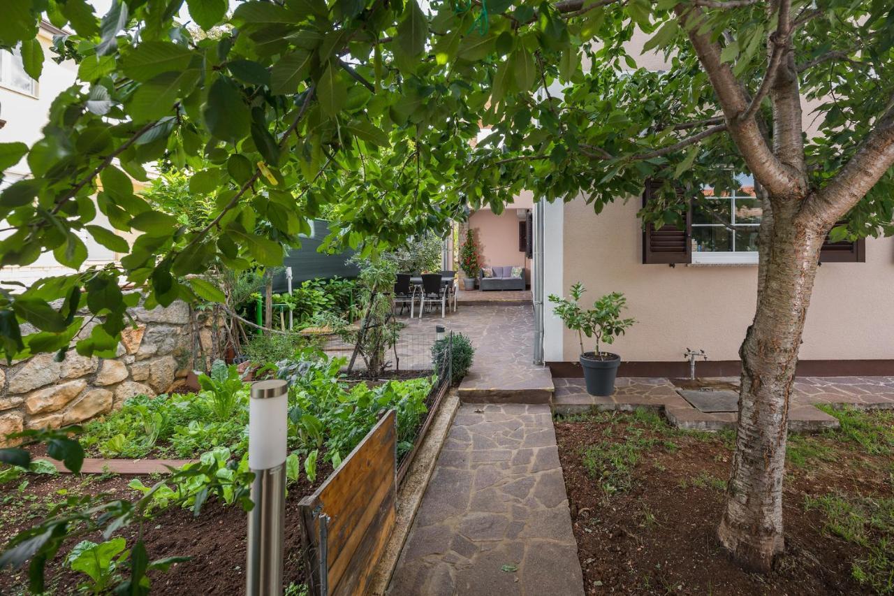Mario Apartment Porec Exterior photo
